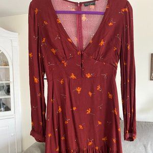 Dress Forum Burgundy Floral Ruffle Dress Size Medium